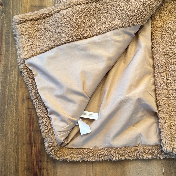 LOFT Tan Teddy Jacket - Picture 8 of 11